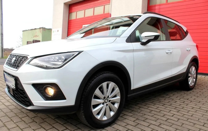 Seat Arona cena 69900 przebieg: 136000, rok produkcji 2018 z Pieszyce małe 742